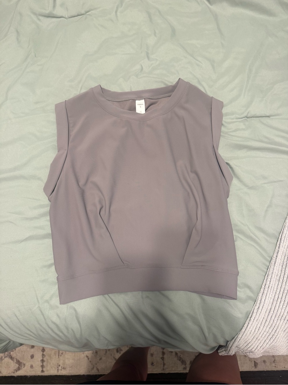 HALARA Lavender-Gray Muscle Tee